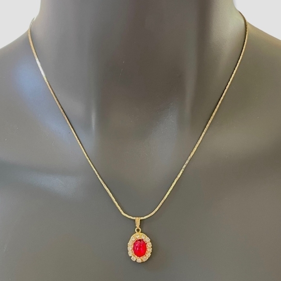 NIB Vintage 14K Gold Plated Red / White Crystal Necklace & Earrings Set Jewelry - Picture 4 of 7